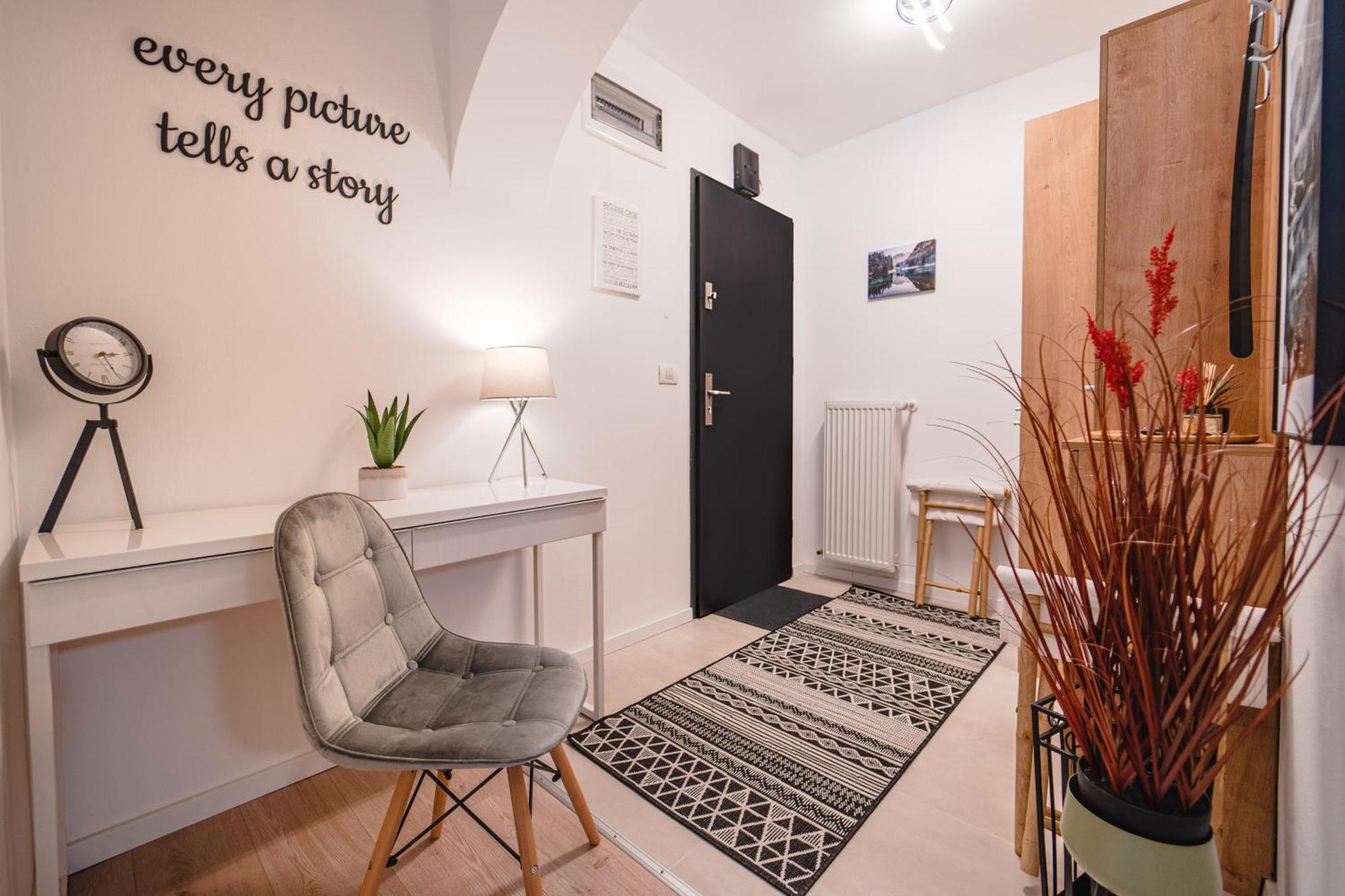 Central Athena Studio - Inima Pietei Unirii - By Openhouse Apartments Temeşvar Dış mekan fotoğraf