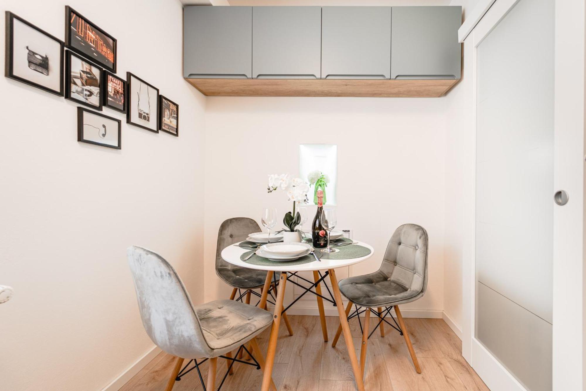 Central Athena Studio - Inima Pietei Unirii - By Openhouse Apartments Temeşvar Dış mekan fotoğraf